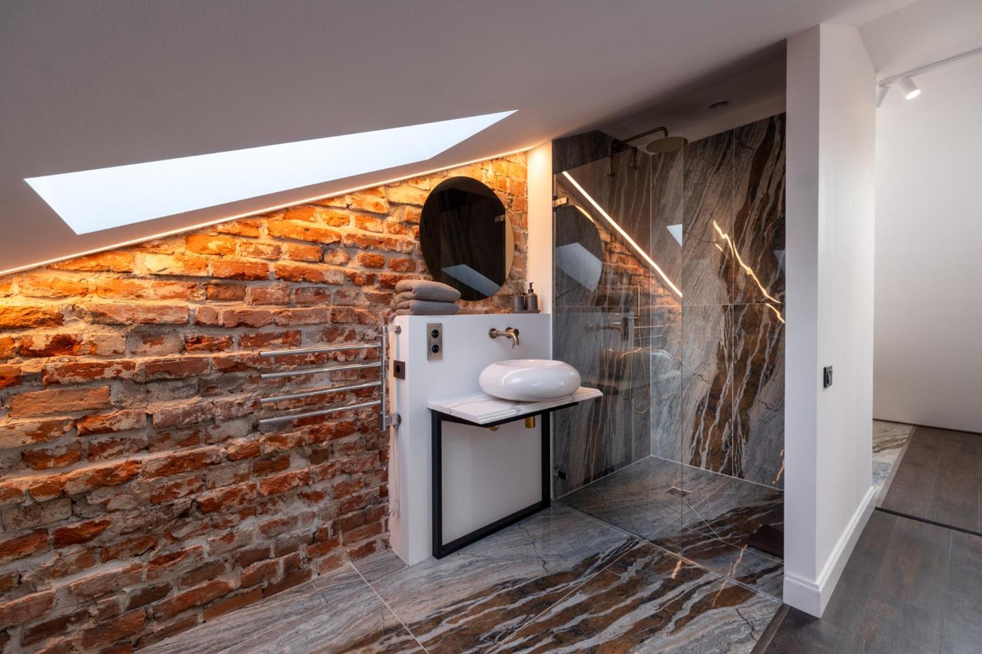 Turgaus Self Check-In Old Town Aparthotel Klaipeda Bagian luar foto